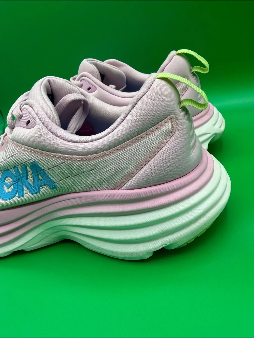 Hoka One One Bondi 8 Women’s Pink Athletic Running Shoes Sneakers FE1224G SZ 9
